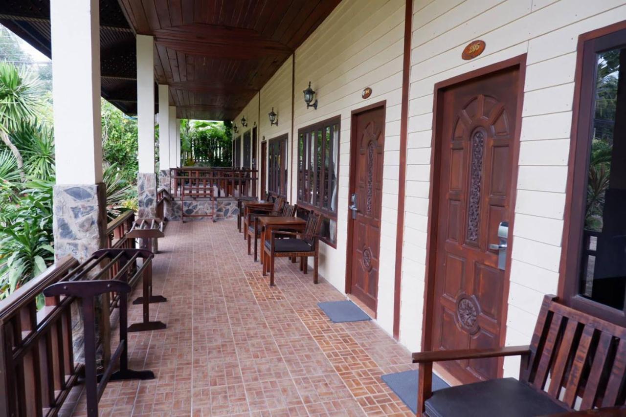 Seashell Resort Koh Tao-Sha Plus Exterior photo